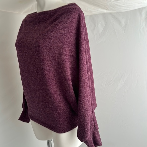 eesome plum purple dolman sleeve top - Picture 2 of 7